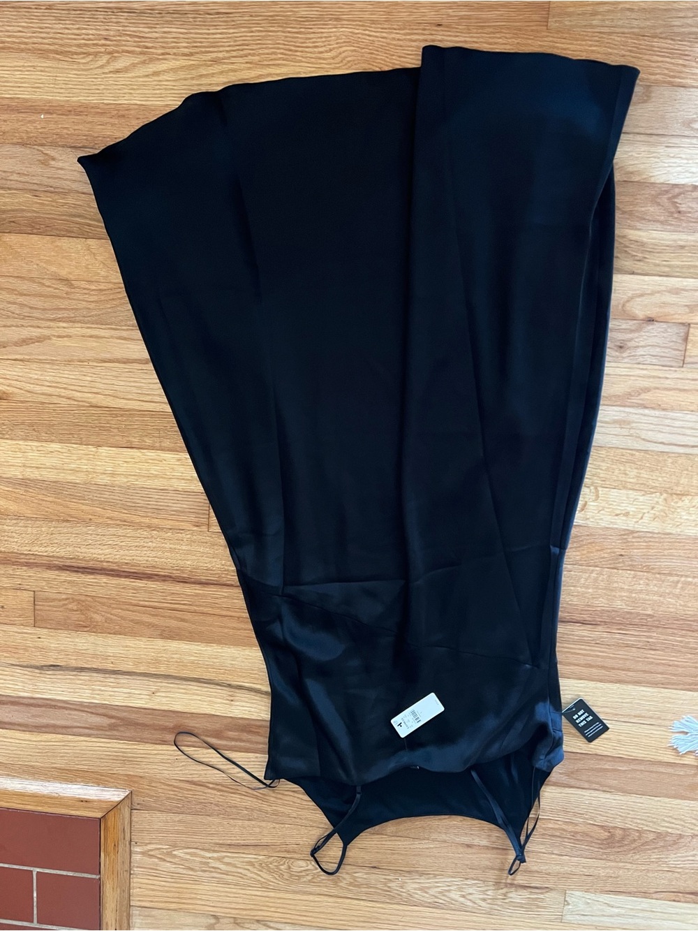 Classic Black Slip LBD - Picture 5 of 6